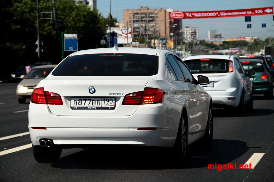 124 регион. Машины с гос номером 011. Автомобильный номер 877. 877 Номер машины. Машина номер 1.